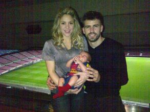 Shakira And Her Boyfriend Post New Pic Of Their Baby Bossip