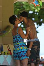Alicia Keys and husband Swizz Beatz have a blast celebrating their son Egypt's 3rd birthday in Hawaii. At the party Alicia Keys and Swizz Beatz learned to hula dance while Egypt banged on the drum.