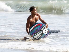 'Bolden!' actor Robert Ri'chard shows off his fit physique while catching a few waves in Malibu, California on November 4, 2013.
