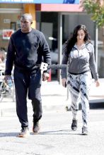 Reggie Bush and his fiancé Lilit Avagyan spend some time with his mom Denise Griffin in West Hollywood. The professional running back and his curvy baby momma both donned full Nike outfits while enjoying the sunny President's Day holiday.