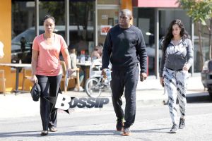 Reggie Bush and his fiancé Lilit Avagyan spend some time with his mom Denise Griffin in West Hollywood. The professional running back and his curvy baby momma both donned full Nike outfits while enjoying the sunny President's Day holiday.