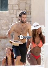 Serena Williams arrives back at a private villa with friends whilst on holiday in Croatia