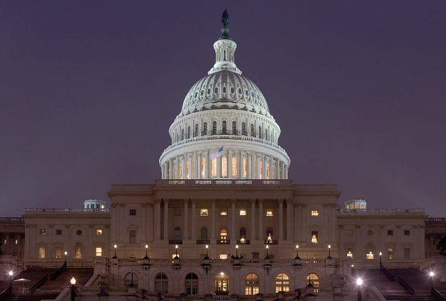 1280px-us_capitol_building_at_night_jan_2006