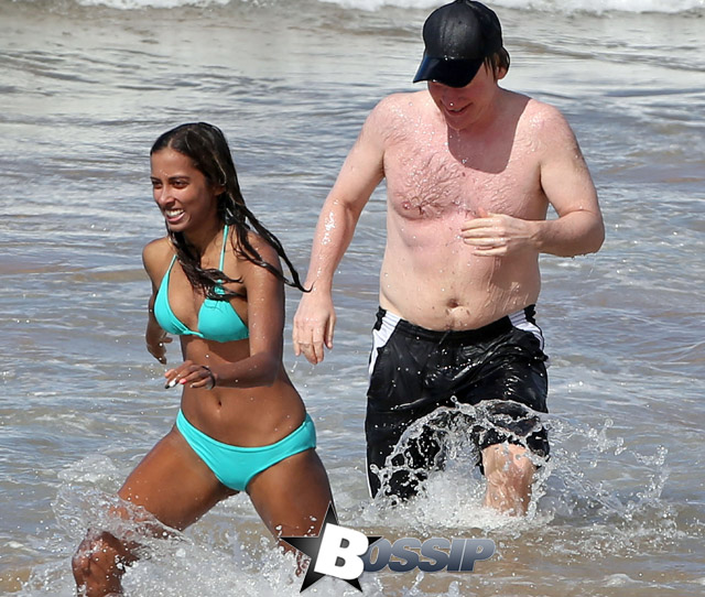 Bill Maher On Beach Vacation In Hawaii With Girlfriend Anjulie Persaud