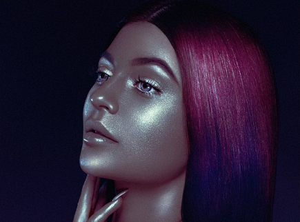 Kylie Jenner black light