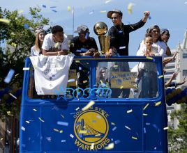 Stephen Curry daughter Riley wife Ayesha Golden State Warriors Parade AP Photo/Jeff Chiu