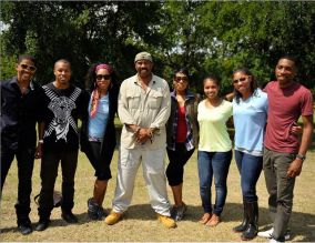 Steve Harvey and kids for father's Day