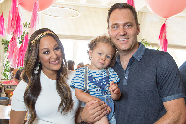 Tamera Mowry 