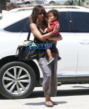 Halle Berry Son Maceo Wedding Band Olivier Martinez Westfield Mall