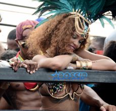 Rihanna and Lewis Hamilton dance