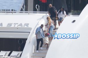 SplashNews Beyonce Jay Z Blue Ivy Angie Beyince Galactica Star Yacht Saint Jean Cap Ferrat