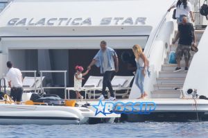 SplashNews Beyonce Jay Z Blue Ivy Angie Beyince Galactica Star Yacht Saint Jean Cap Ferrat