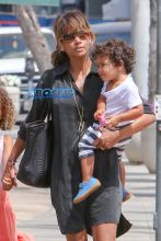 Halle Berry Sunset Plaza Lunch Nahla Aubry Maceo Martinez Wedding Band AKM-GSI