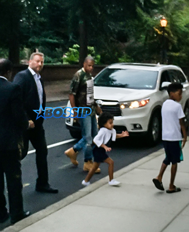Jay Z Accompanies Blue Ivy To Car After Eating Out In Philly