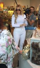 Khloe Kardashian crystal shop los angeles malika haqq filming Keeping Up With The Kardashians big butt WENN