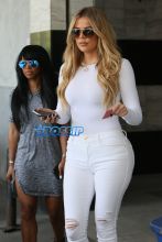 Khloe Kardashian crystal shop los angeles malika haqq filming Keeping Up With The Kardashians big butt WENN