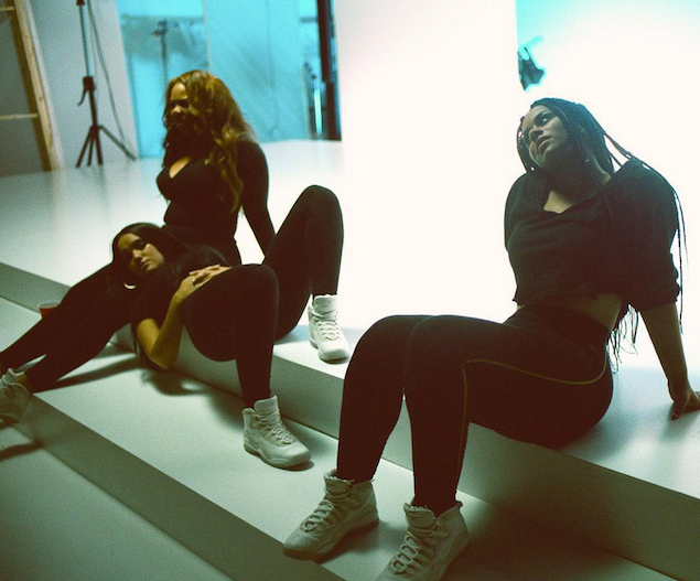 A Gallery Of Instagram Photos Of Drake's "Hotline Bling" Girls