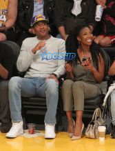 WENN Brandy Norwood friend Lakers game defeat Grizzlies Staples Center new boyfriend Kobe Bryant