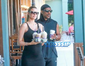 FameFlynetPictures Actor Eddie Murphy and his pregnant girlfriend Paige Butcher were spotted getting coffee in Studio City, California on February 29, 2016.