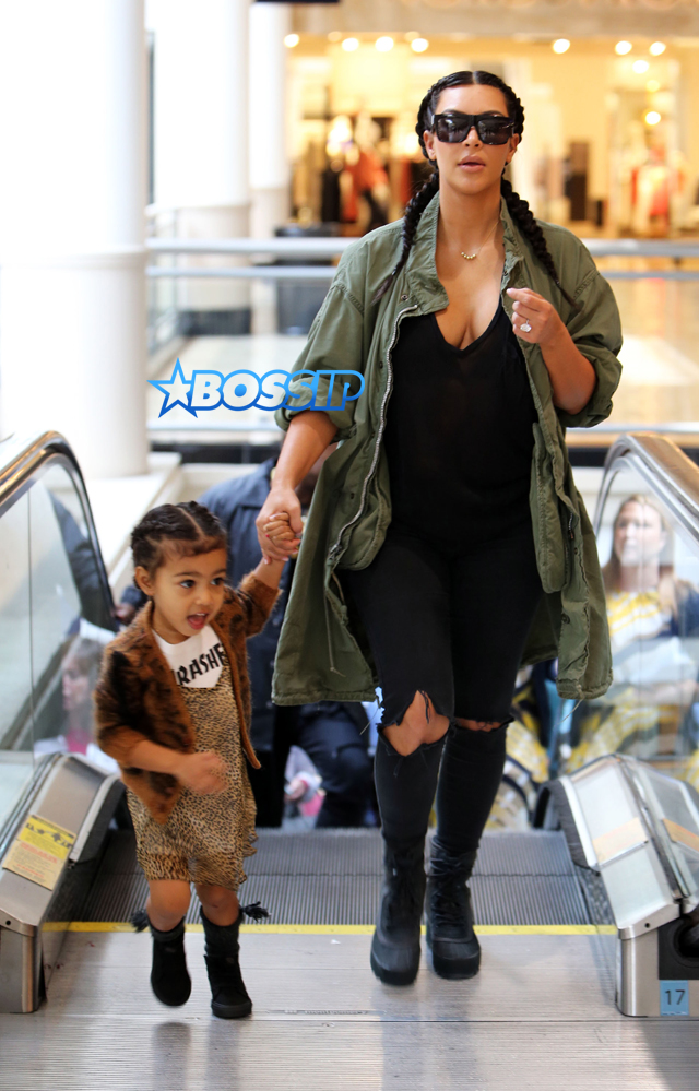 FameFlynetPictures Kim Kardashian West North West Kanye West Build A Bear Store Westfield Mall Culver City  Birthday party