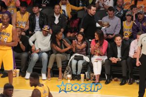 WENN Brandy Norwood friend Lakers game defeat Grizzlies Staples Center new boyfriend Kobe Bryant