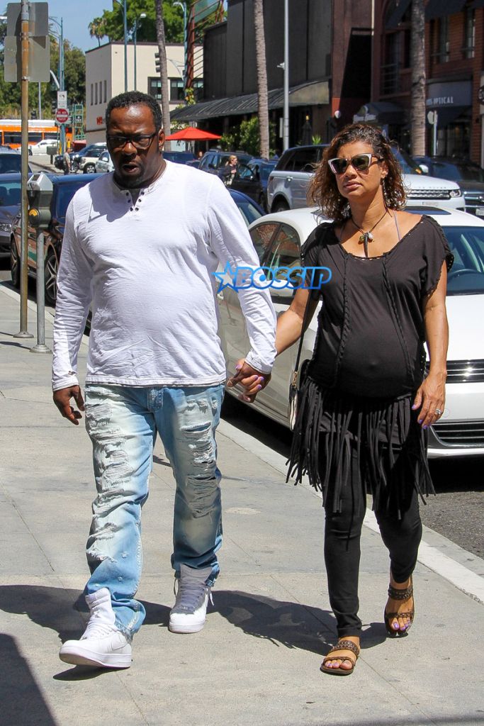 AKM-GSI Bobby Brown and pregnant wife Alicia Etheredge visit the doctor's office and shop in Beverly Hills