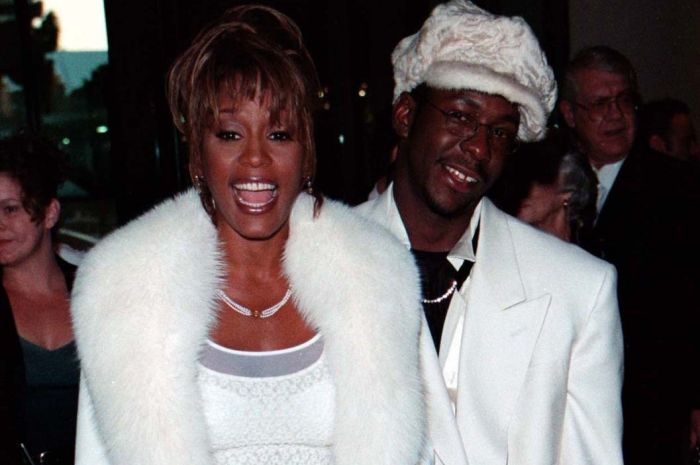 WHITNEY HOUSTON, BOBBY BROWN & THEIR DAUGHTER  AT THE 1998 ARTS AWARDS IN LOS ANGELES. 10/10/98 When: 10 Oct 1998 Credit: WENN / MARCUS HOFFMAN