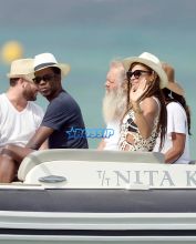 Chris Rock Megalyn Echikunwoke Kate Hudson vacation Club 55 St Tropez. twists bikini cakes shower yacht AKM-GSI