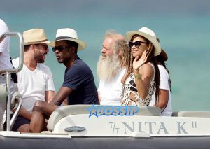Chris Rock Megalyn Echikunwoke Kate Hudson vacation Club 55 St Tropez. twists bikini cakes shower yacht AKM-GSI