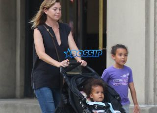 AKM-GSI Ellen Pompeo Chris Ivery Lunch Bar Pitti daughters Stella Luna and Sienna May