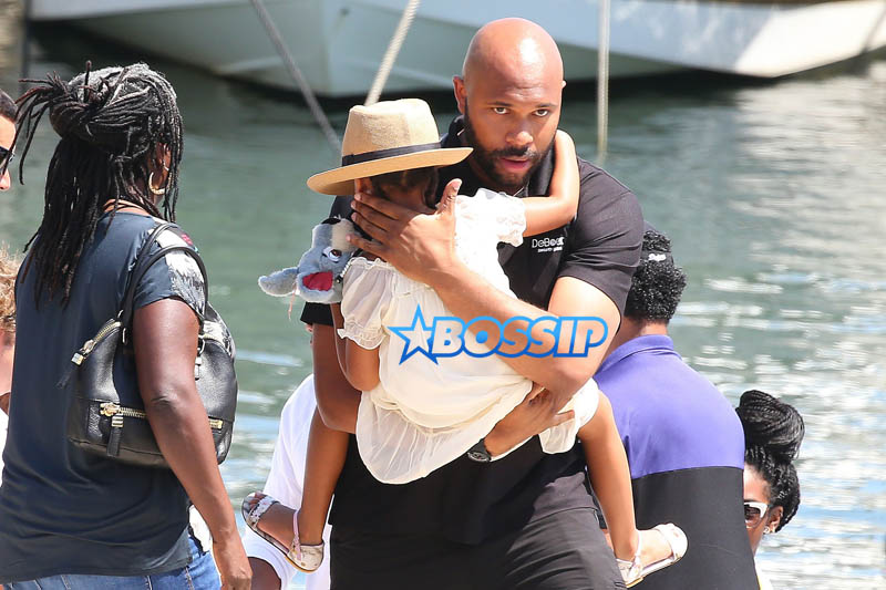 AKM-GSI Beaulieu-sur-Mer, France - Beyonce husband Jay Z 4-year-old daughter Blue Ivy shore boat. concert in Brussels. Gloria Carter Richard Tina Lawson Julius