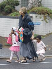 Actress Charlize Theron two kids Jackson Theron and August Theron birthday party in Beverly Hills, California on October 30, 2016. pink tutus ballerinas in light of Halloween. Jackson long blonde hair pinned to his hair. FameFlynet,