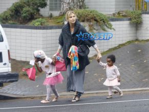 Actress Charlize Theron two kids Jackson Theron and August Theron birthday party in Beverly Hills, California on October 30, 2016. pink tutus ballerinas in light of Halloween. Jackson long blonde hair pinned to his hair. FameFlynet,
