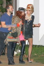 Jessica Alba and Cash Warren Kate Hudson's annual Halloween bash. AKM-GSI 28 OCTOBER 2016