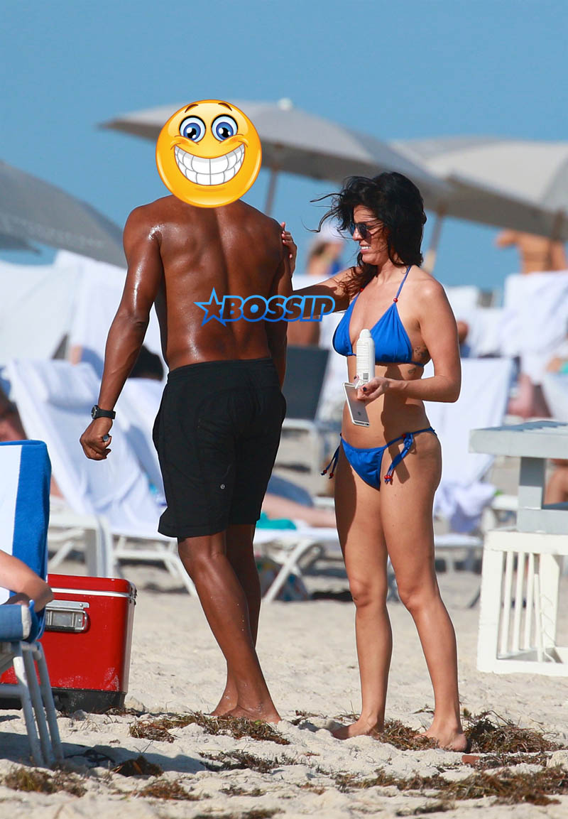  Maxwell afternoon at the beach with a new brunette girl in Miami Beach, FL. H rumored break up earlier this year w/ Lithuanian supermodel Deimante Guobyte. Maxwell, 43, blue bikini clad friend. SplashNews