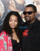 Ice Cube wife Kim closeup Premiere Of Warner Bros. Pictures' "Fist Fight" Westwood, California, 14 Feb 2017 WENN