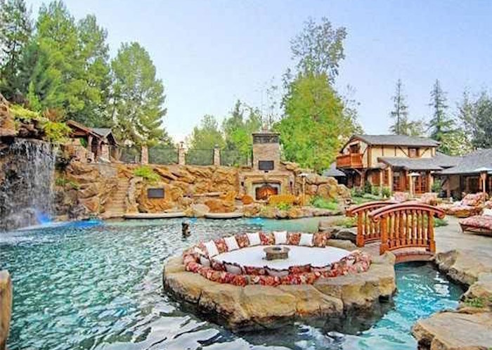 Take A Virtual Tour Of Drake s 8 Million Hidden Hills California Home