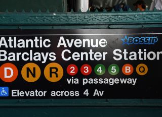 Subway Train Atlantic Barclay station SplashNews