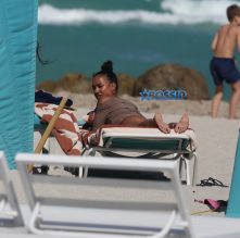 15 APRIL 2017 Karrueche Tran enjoys relaxing on the beach with her friends in a tan bikini. The actress leafs through a script titled "Claws" and seems to be a TV script as it also indicates it has episodes. The script is directed by 'Mozart in the Jungle' director Tricia Brock and written by Leila Gerstein who has written scripts for 'Gossip Girl' 'The OC' and 'Hart of Dixie'. Pictured: Karrueche Tran OHPIX/SplashNews