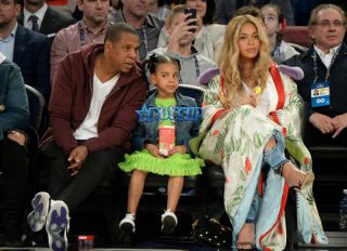 NEW ORLEANS, LA - FEBRUARY 19: Jay Z, Blue Ivy Carter and Beyonce Knowles attend the 66th NBA All-Star Game at Smoothie King Center on February 19, 2017 in New Orleans, Louisiana. (Photo by Kevin Mazur/Getty Images)