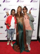 LOS ANGELES, CA - JUNE 23: Bre-z, Sevyn Streeter and Gizzle attend Sevyn Streeter and Courtney Adeleye of The Mane Choice Boss Up Brunch at Sur Restaurant on June 23, 2017 in Los Angeles, California. (