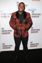 Kehinde Wiley The Gordon Parks Foundation honors Congressman John Lewis, Mavis Staples, Alexander Soros, Jon Batiste, and Kenneth and Kathryn Chenault at the 2017 Awards Dinner and Auction held at E: Cipriani 42nd Street Derrick Salters/WENN.com