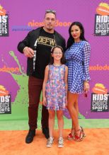 Derek Wolfe Abigail Burrows Tatum Nickelodeon Kids' Choice Sports Awards 2017 WENN/FayesVision