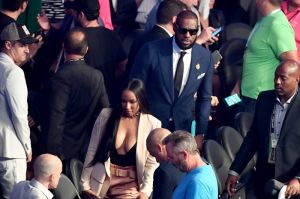 LAS VEGAS, NV - AUGUST 26: NBA player Lebron James and wife Savannah Brinson attend the super welterweight boxing match between Floyd Mayweather Jr. and Conor McGregor on August 26, 2017 at T-Mobile Arena in Las Vegas, Nevada.
