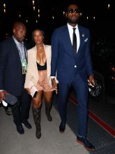 Lebron James and Wife arriving to Mayweather VS Mcgregor fight in Las Vegas, NV
