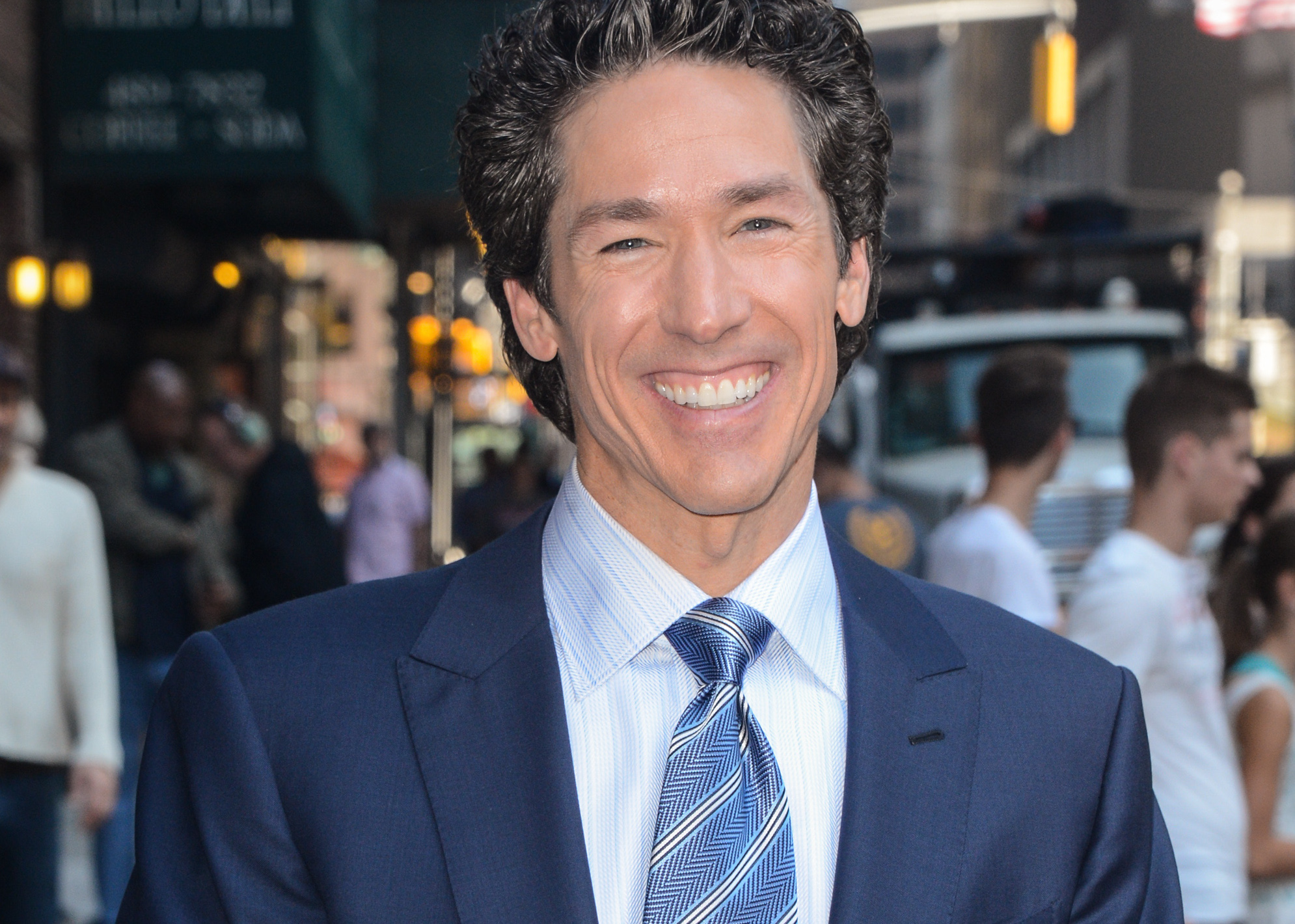 joel-osteen-got-dragged-to-jerusalem-over-shady-megachurch-shutdown