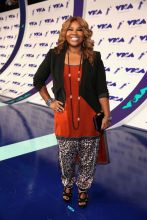 INGLEWOOD, CA - AUGUST 27: Mona Scott-Young attends the 2017 MTV Video Music Awards at The Forum on August 27, 2017 in Inglewood, California.