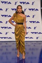INGLEWOOD, CA - AUGUST 27: Yara Shahidi attends the 2017 MTV Video Music Awards at The Forum on August 27, 2017 in Inglewood, California.