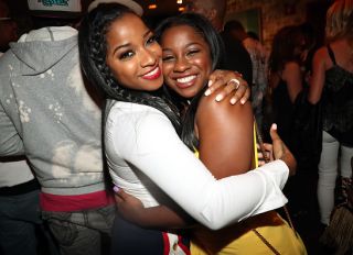 NEW YORK, NY - MAY 16: Antonia Wright (L) and Reginae Carter attend the "Growing Up Hip Hop Atlanta" New York Premiere at iPic Theater on May 16, 2017 in New York City.