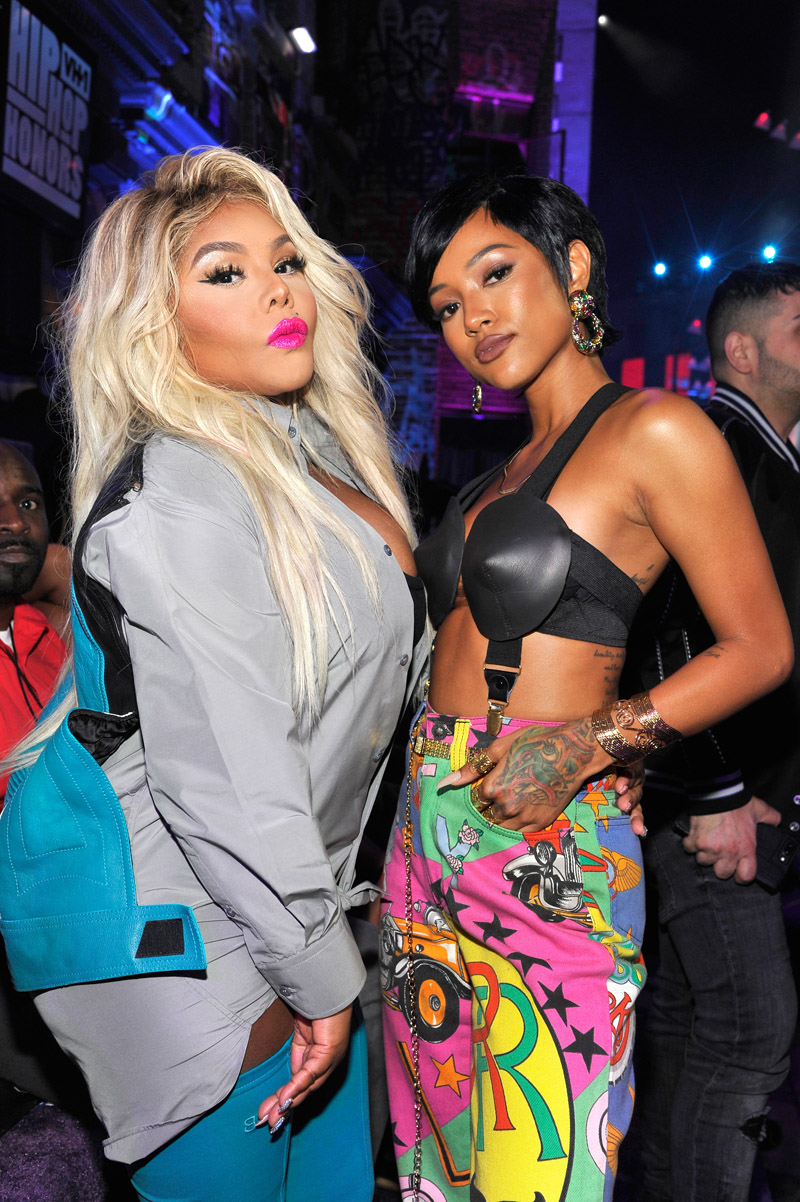 LOS ANGELES, CA - SEPTEMBER 17:  Lil' Kim (L) and Karrueche Tran attend VH1 Hip Hop Honors: The 90s Game Changers at Paramount Studios on September 17, 2017 in Los Angeles, California. 